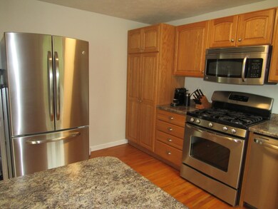 6 Lochmere Ln unit U367, Nashua, NH 03063 - photo 4