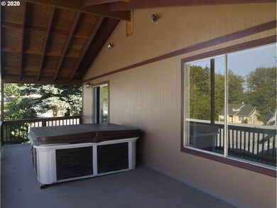 511 E 9th St, Rainier, OR 97048 - photo 3