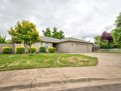 622 E Archwood Dr Finals (32 of 37)