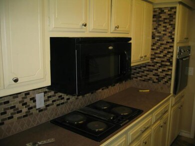 6024 N Meridian Place, Oklahoma City, OK 73122 - photo 7