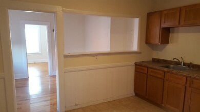 131-135 Pleasant St unit 3, Easthampton, MA 01027 - photo 2