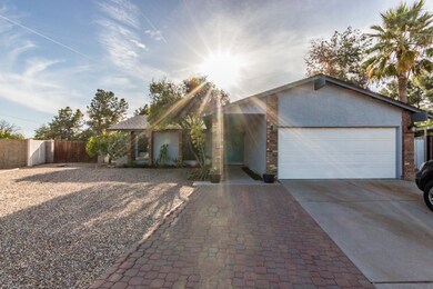1702 E Laura Ln, Tempe, AZ 85283 - photo 2
