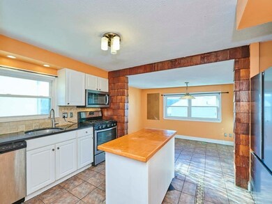 28 Porter St unit 2, Everett, MA 02149 - photo 3