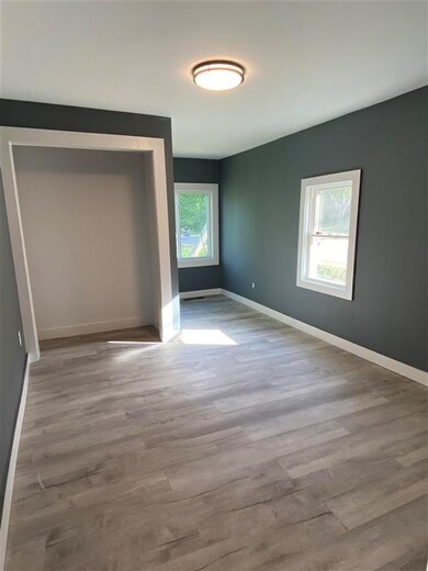 467 Daniel Webster Hwy, Meredith, NH 03253 - photo 6