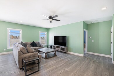 244 E Bay Harbor Ct, Bowling Green, OH 43402 - photo 6