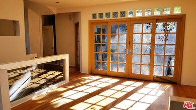 Edgecliffe - living room