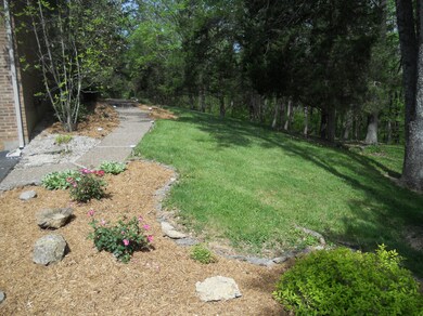 4800 Creekside Cir, Crestwood, KY 40014 - photo 4