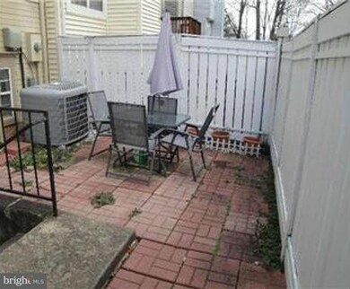 2370 Branleigh Park Ct, Reston, VA 20191 - photo 7