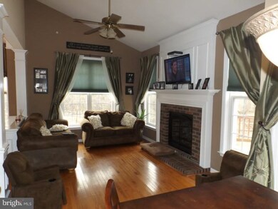 16 Charter Oak Ct unit 904, Doylestown, PA 18901 - photo 2