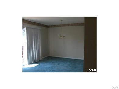 602 Abbe Ct, Freemansburg, PA 18017 - photo 7