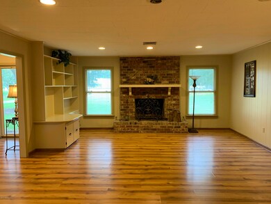 7614 Highway 14, New Iberia, LA 70560 - photo 6