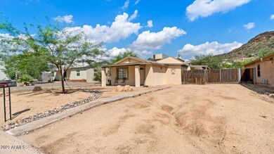 Front of Home and Amazing Mountain Views