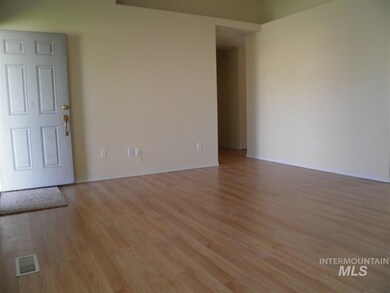 1413 S Benewah St, Nampa, ID 83686 - photo 4