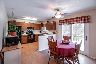 945 Creek Ct, Monroe, OH 45050 - photo 7