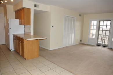 1040 Eve Dr unit G, Pittsburgh, PA 15216 - photo 7