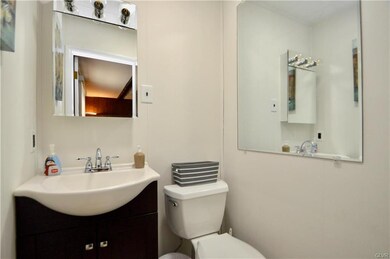 327 E Wall St, Bethlehem, PA 18018 - photo 5