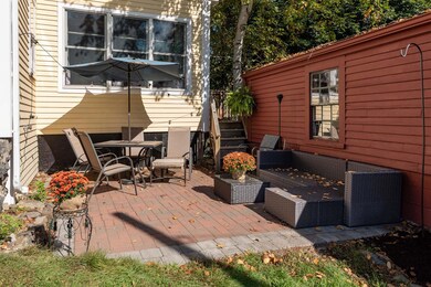 9 Cook St unit 4, Kittery, ME 03904 - photo 3