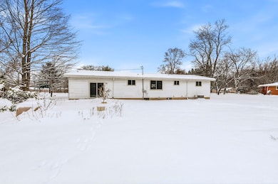 33363 Bertrand St, Niles, MI 49120 - photo 6