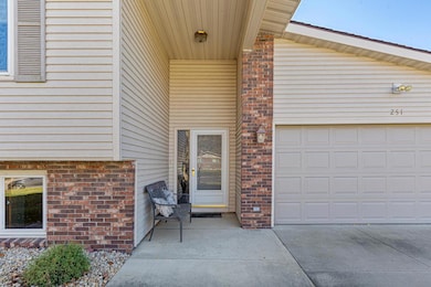 251 17th St NE, Owatonna, MN 55060 - photo 5