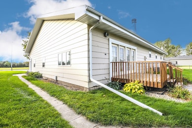 1215 24th Ave NE, Aberdeen, SD 57401 - photo 6