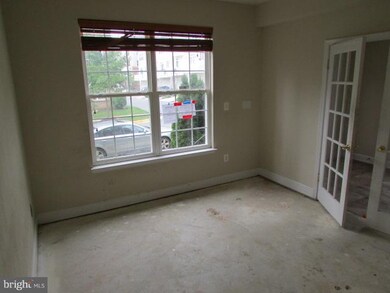 8000 Endzone Way, Hyattsville, MD 20785 - photo 3