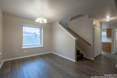 9006 Clearwood Path, Universal City, TX 78148 - photo 6