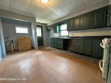 100-102 Westminster St, Wilkes-Barre, PA 18702 - photo 6