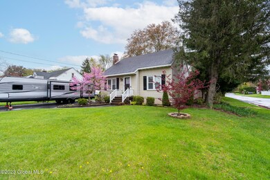 23 Bayberry Rd, Schenectady, NY 12306 - photo 5