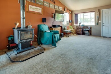 3425 SW Quartz Place, Redmond, OR 97756 - photo 2