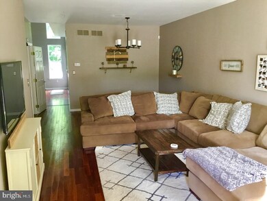 114 Cypress Ct, Woodbury, NJ 08096 - photo 2