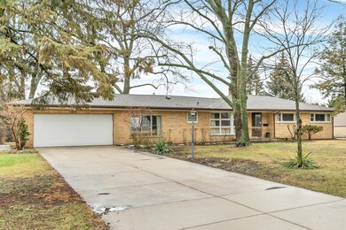 1079 Everett Ln, Des Plaines, IL 60018 - photo 3