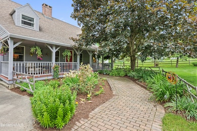 135 East St, Lee, MA 01238 - photo 7