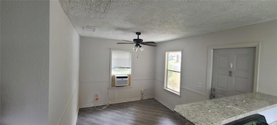 5035 6th St, Zephyrhills, FL 33542 - photo 2