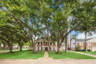 766 W Forest Dr, Houston, TX 77079 - photo 4