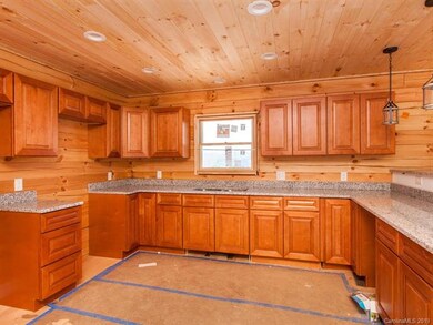 271 Dreamworks Ct, Hendersonville, NC 28792 - photo 4