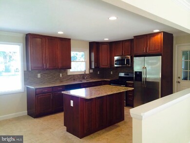 12327 Old Gunpowder Rd, Beltsville, MD 20705 - photo 3