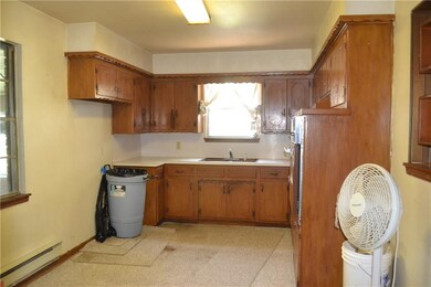 3621 Decker Dr, Moore, OK 73160 - photo 5