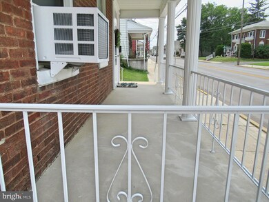 209 N Queen St, Littlestown, PA 17340 - photo 4