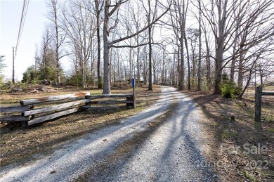 772 Beersheba Rd N, Clover, SC 29710 - photo 5