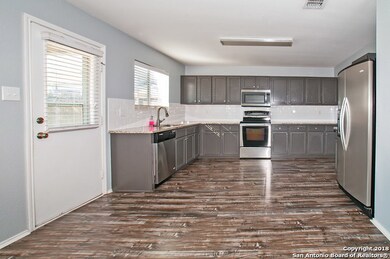 24614 Corral Gables, San Antonio, TX 78261 - photo 5