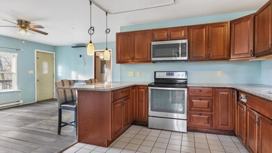 309 Surrey Dr, Hawley, PA 18428 - photo 4