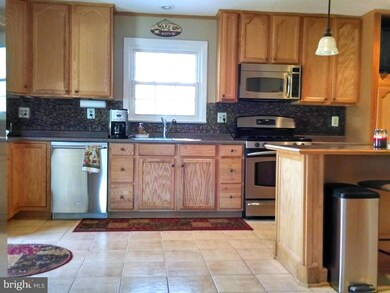 1434 Old Sawmill Ln, Amissville, VA 20106 - photo 4