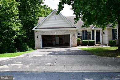 5585 Compton Ln, Sykesville, MD 21784 - photo 4