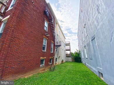 947 Brooks Ln unit 1, Baltimore, MD 21217 - photo 4