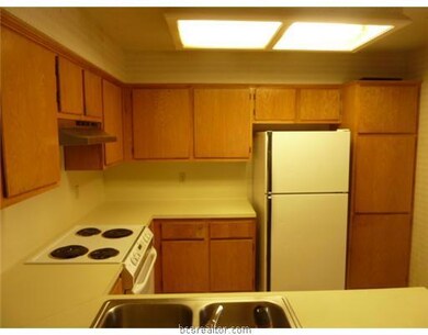 1703 Langford St, College Station, TX 77840 - photo 4