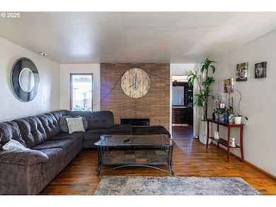 176 Reager St, Medford, OR 97501 - photo 5