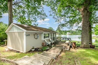 006_10_boone_lake_cir_25-edit