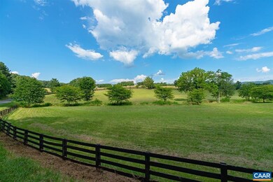 1385 Taylors Gap Rd, Charlottesville, VA 22903 - photo 5