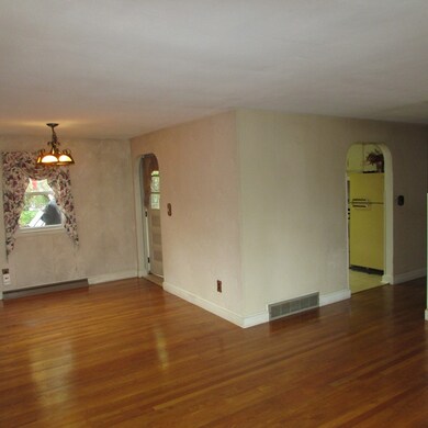 107 Concord St, Rockland, MA 02370 - photo 3