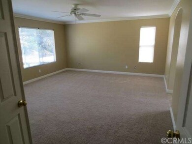 31676 Weibel Cir, Temecula, CA 92591 - photo 4